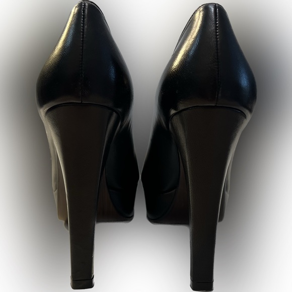 Stuart Weitzman Stilts Black Leather Heels Womens Sz 8 Closed Rounded Toe‎ - Picture 3 of 10